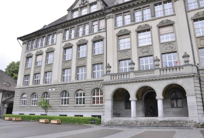 Schulhaus Sihlfeld